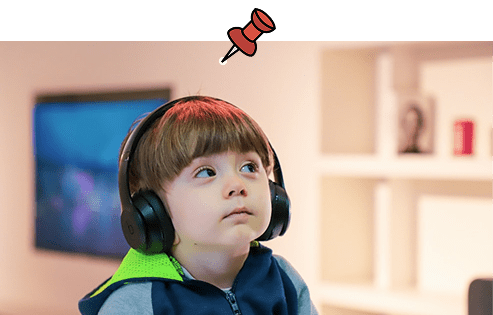 Imagem 01 mostrando um garoto com TEA